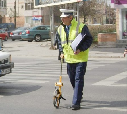 Spulberat în timp ce traversa strada, pe trecerea de pietoni